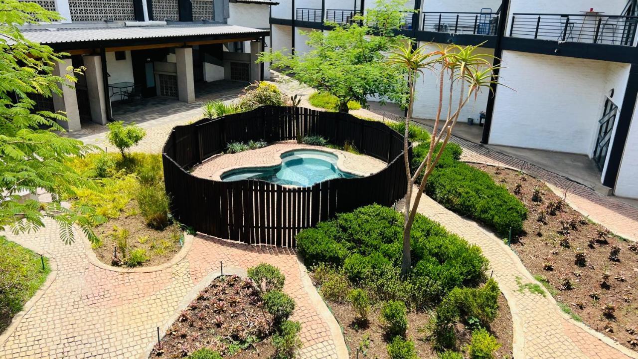 City Living Apartment 119 - Washer, 4K Tv, Fast Wifi, & Sunny Balcony Johannesburg Dış mekan fotoğraf