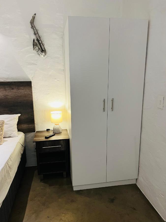 City Living Apartment 119 - Washer, 4K Tv, Fast Wifi, & Sunny Balcony Johannesburg Dış mekan fotoğraf