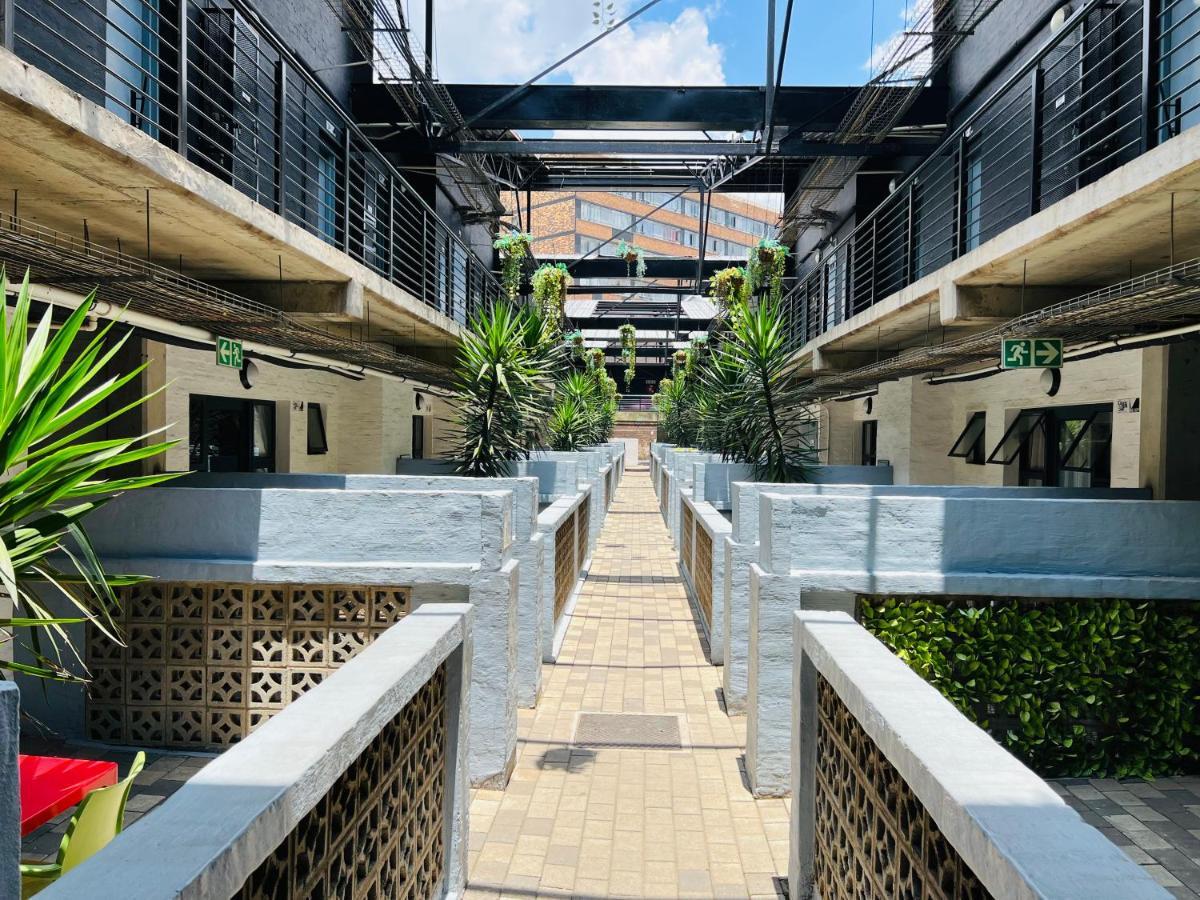 City Living Apartment 119 - Washer, 4K Tv, Fast Wifi, & Sunny Balcony Johannesburg Dış mekan fotoğraf