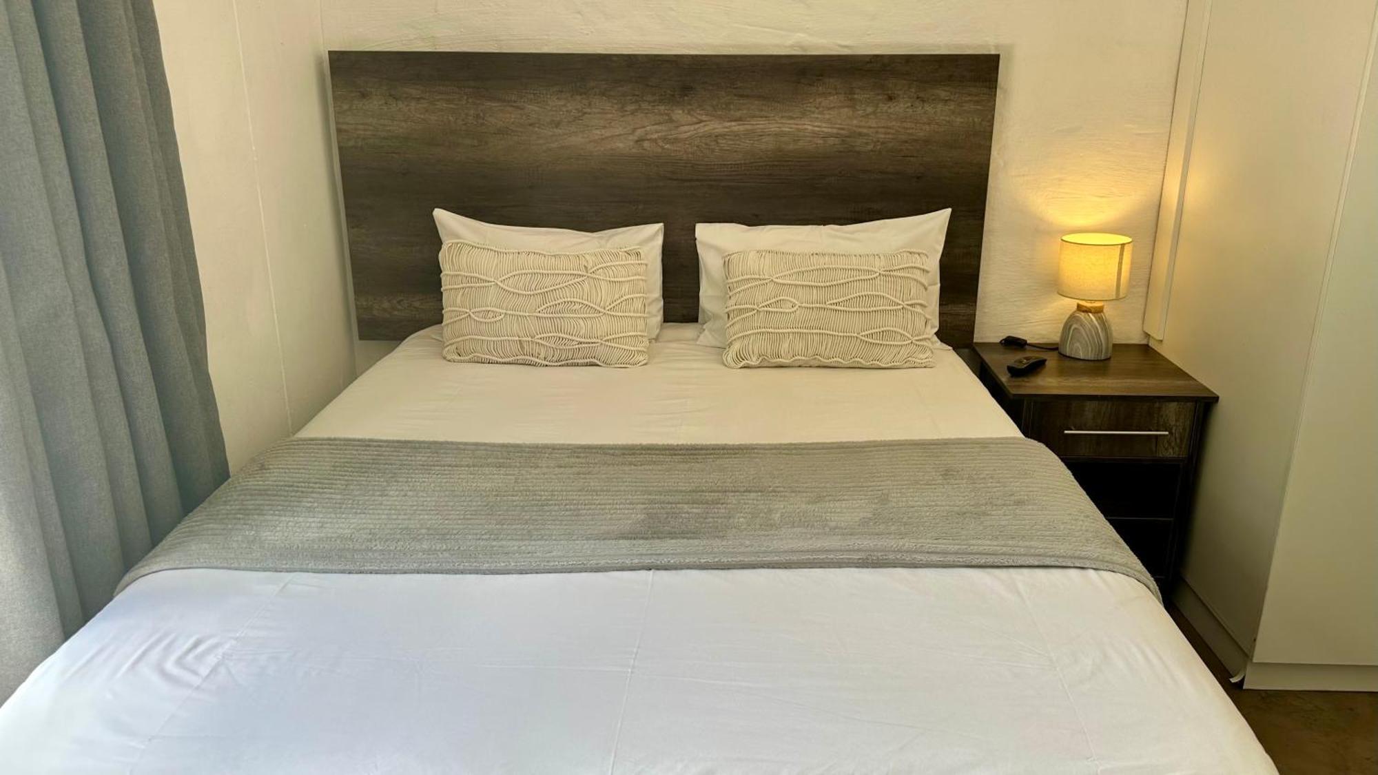 City Living Apartment 119 - Washer, 4K Tv, Fast Wifi, & Sunny Balcony Johannesburg Dış mekan fotoğraf